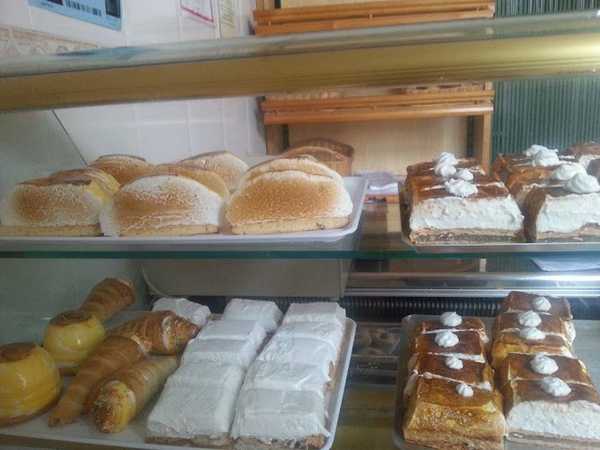 Fotografia tomada fuera de PANIFICADORA CALLEJON Y LIROLA S.A. - Panadería mayorista en Dalías, Almería