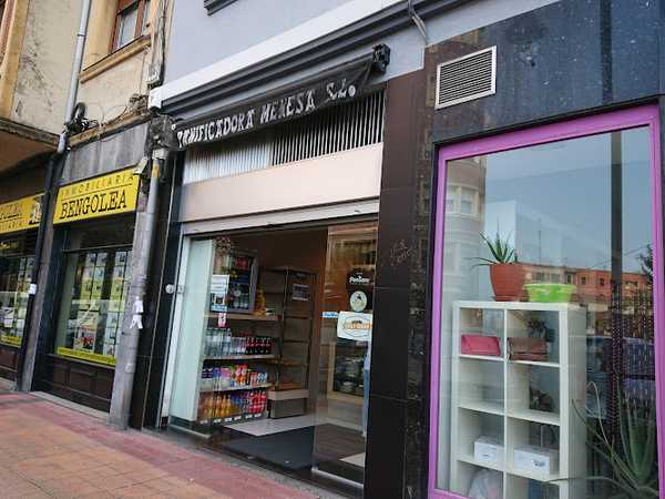 Fotografia tomada fuera de Panificadora Menesa S.L. - Panadería en Barakaldo, Bizkaia