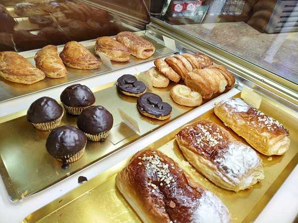 Fotografia tomada fuera de Panificadora Vianca S.A. - Panadería en Zaragoza, Zaragoza