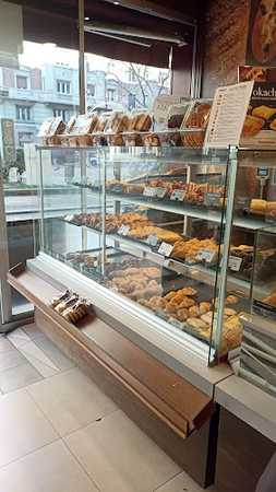 Fotografia tomada fuera de Panishop - Panadería en Zaragoza, Zaragoza