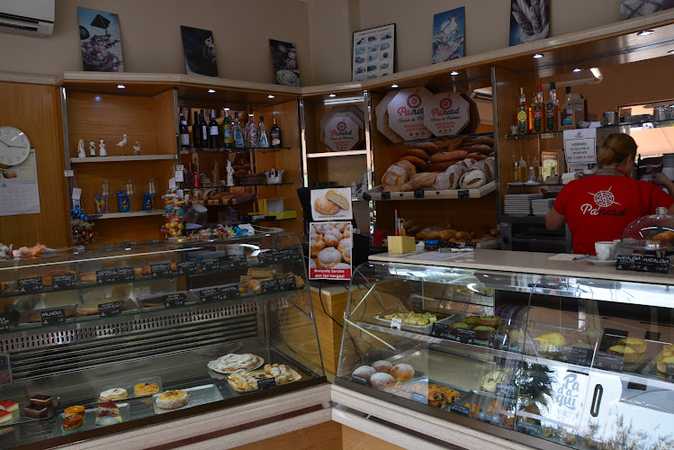 Fotografia tomada fuera de Panord forn Port d'Alcúdia - Panadería en Port d'Alcúdia, Baleares