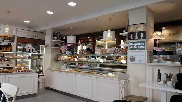 Fotografia tomada fuera de Pareli - Panadería en Madrid, Madrid