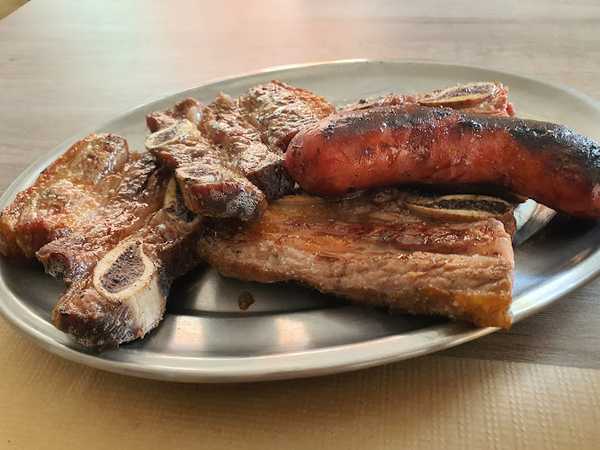 Fotografia tomada fuera de PARRILLADA STOLLEN - restaurantes en Oza de los Ríos, A Coruña