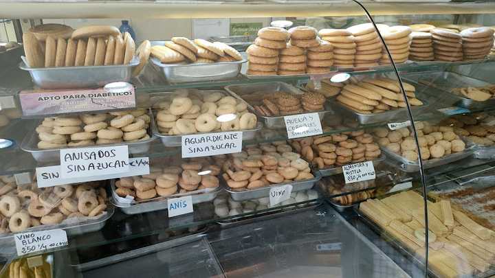Fotografia tomada fuera de PasaPasa - Panadería en Elche, Alicante