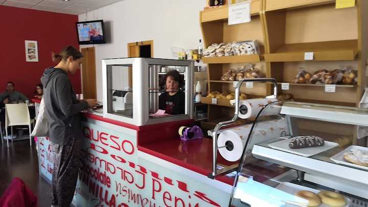 Fotografia tomada fuera de Pastel De Mar - Pastelería en Valverde del Fresno, Cáceres
