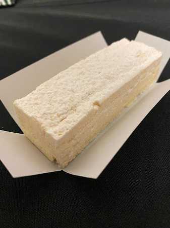 Fotografia tomada fuera de Pastel Ruso de La Fonda , Alfaro - Pastelería en Alfaro, La Rioja