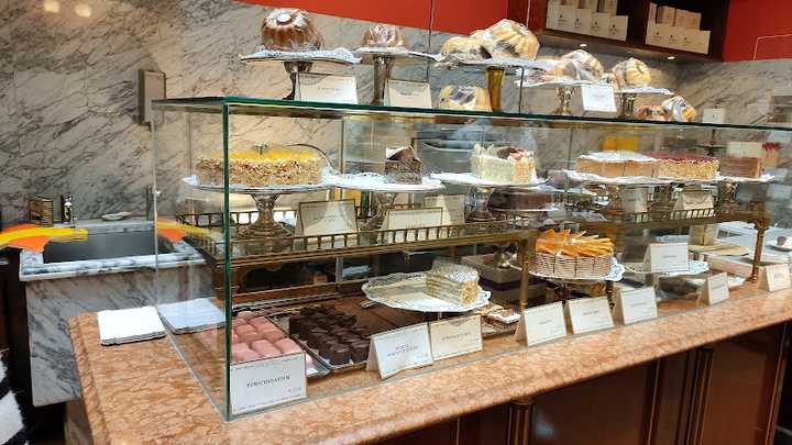 Fotografia tomada fuera de Pastelería Luis Sosoaga - Pastelería en Vitoria-Gasteiz, Álava