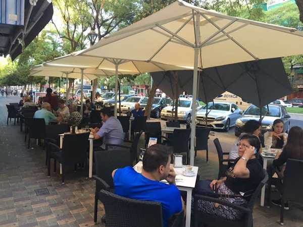Fotografia tomada fuera de Pastelería Angel Salazar - Pastelería en Córdoba, Córdoba