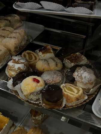 Fotografia tomada fuera de Pastelería Arriaga-Sáez - Pastelería francesa en Macael, Almería