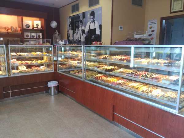 Fotografia tomada fuera de Pastelería Artesanal El Goloso - Pastelería en Tarancón, Cuenca