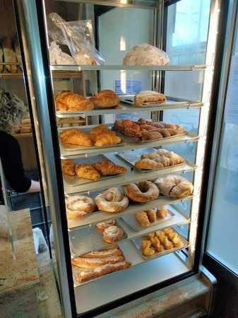 Fotografia tomada fuera de pasteleria cafeteria tere - cafeterías en Artana, Castellón