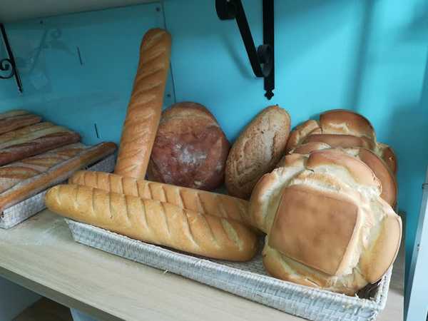 Fotografia tomada fuera de Pastelería Candelita - Pastelería en Azuqueca de Henares, Guadalajara