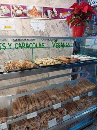 Fotografia tomada fuera de Pastelería Conchin - Pastelería en Valencia, Valencia
