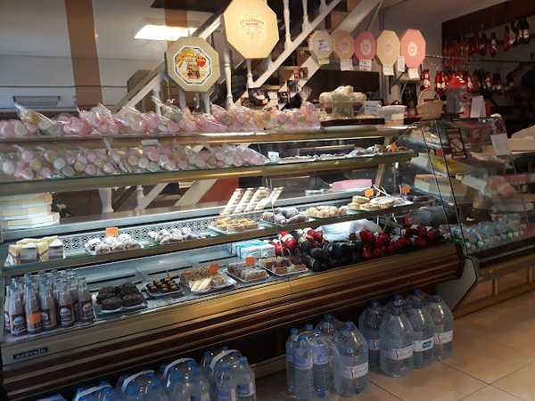 Fotografia tomada fuera de Pasteleria Dolce Vida - Pastelería en El Arenal, Baleares