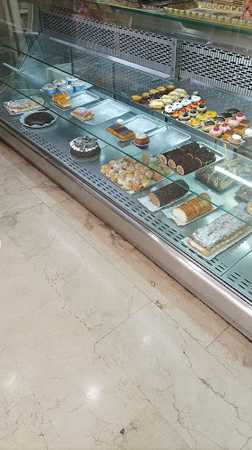 Fotografia tomada fuera de Pastelería Edelweiss - Pastelería en Zaragoza, Zaragoza