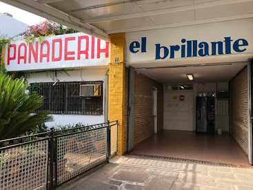 Fotografia tomada fuera de Pastelería El Brillante - Panadería en Córdoba, Córdoba