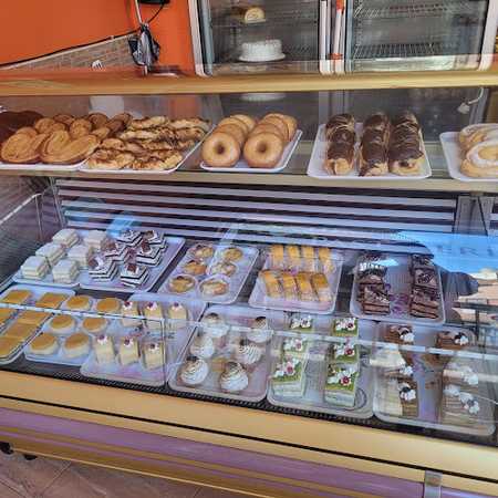 Fotografia tomada fuera de Pastelería El Cisne - Cake shop en Gáldar, Las Palmas