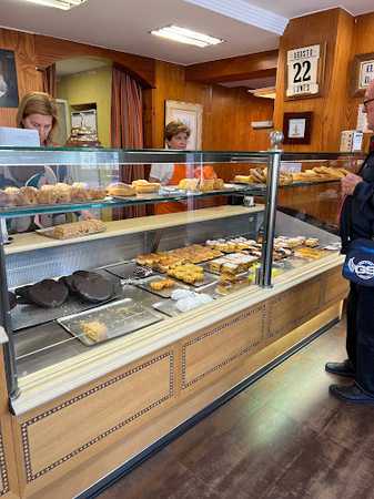 Fotografia tomada fuera de Pastelería El Copo de Nieve - Pastelería en Reinosa, Cantabria