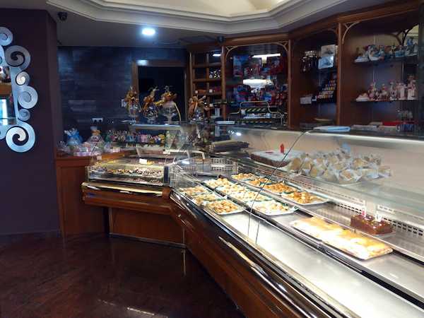 Fotografia tomada fuera de Pastelería Elin S L - Pastelería en Almansa, Albacete