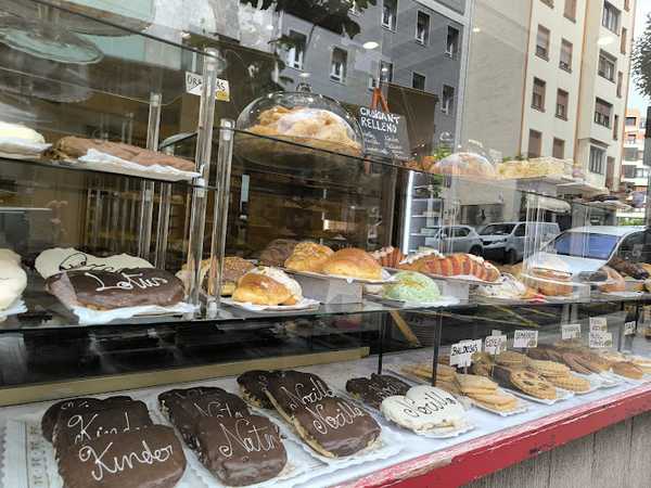 Fotografia tomada fuera de Pastelería Felipe - Pastelería en Bilbao, Bizkaia