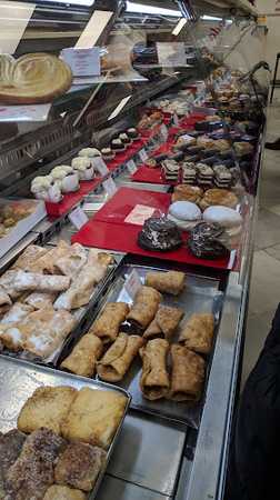 Fotografia tomada fuera de Pastelería Granada | La Cruzada - Pastelería en Granada, Granada