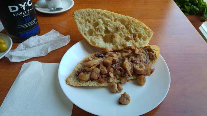 Fotografia tomada fuera de Pasteleria Inma - cafeterías en Almassora, Castellón