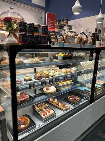 Fotografia tomada fuera de Pasteleria Ja - Tarta-denda en Donostia-San Sebastian, Gipuzkoa