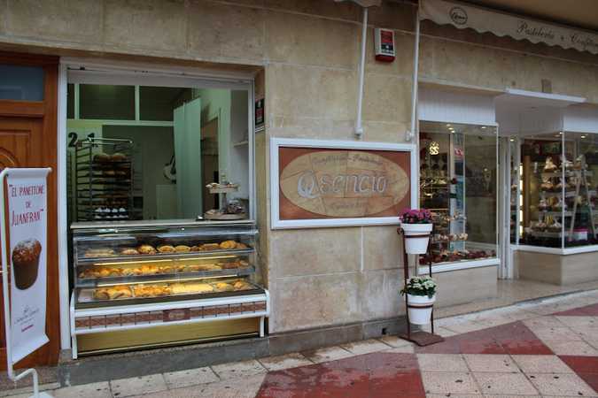 Fotografia tomada fuera de Pastelería Juanfran Asencio - Pastelería en Aspe, Alicante