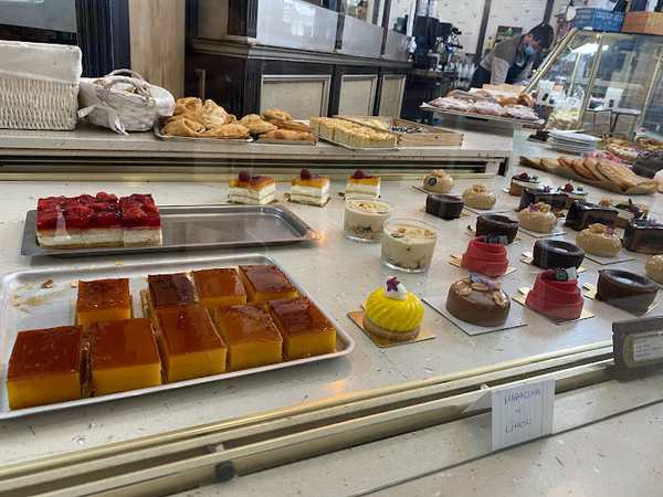 Fotografia tomada fuera de Pastelería la Belle de Cadix - Pastelería en Cádiz, Cádiz