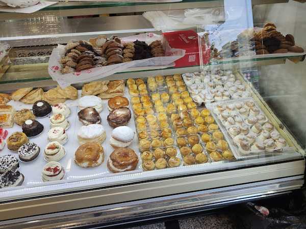 Fotografia tomada fuera de Pastelería La Cruzada - Pastelería en Granada, Granada