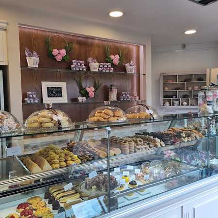 Fotografia tomada fuera de Pastelería LA GOLOSINA - Pastelería en Arroyomolinos, Madrid