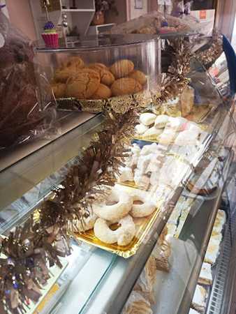 Fotografia tomada fuera de Pasteleria La Tahona D' Eva - Panadería en Vélez-Rubio, Almería