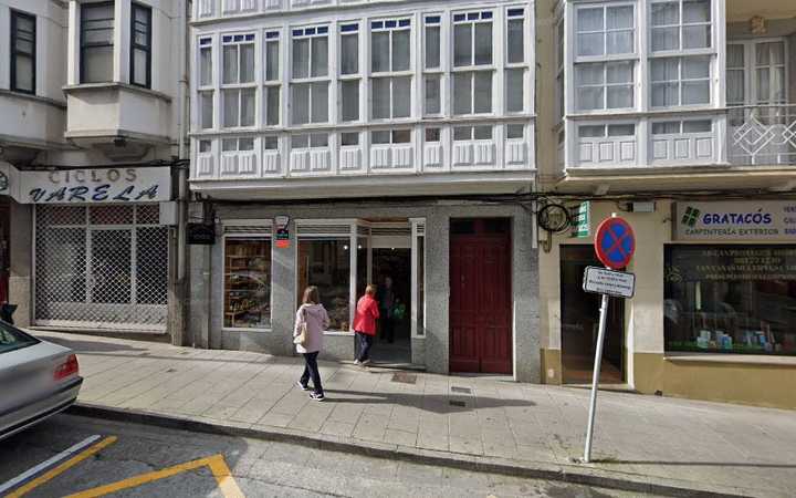Fotografia tomada fuera de Pastelería Maika (Betanzos) - Panadería en Betanzos, A Coruña