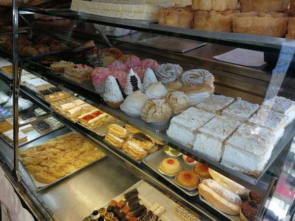 Fotografia tomada fuera de Pastelería Milhojas - Pastelería en Logroño, La Rioja