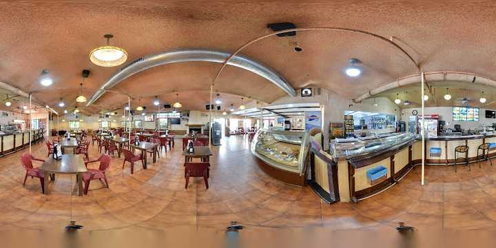 Fotografia tomada fuera de Café Las Torres - cafeterías en Huelva, Huelva