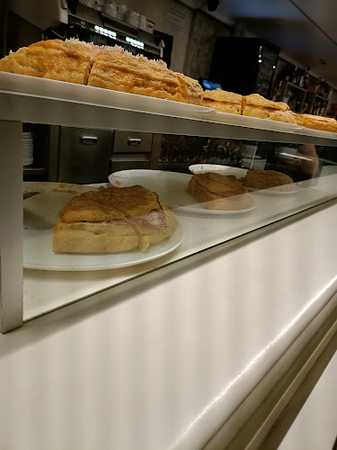 Fotografia tomada fuera de Cafe Lounge Zalla - cafeterías en Mimetiz, Bizkaia