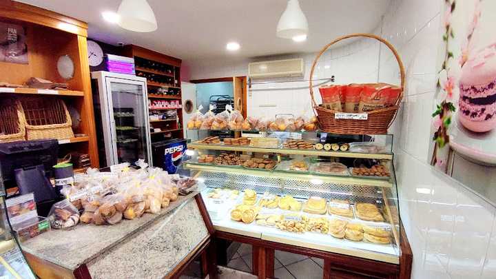 Fotografia tomada fuera de Pastelería Obrador Llorca II - Pastelería en Coslada, Madrid
