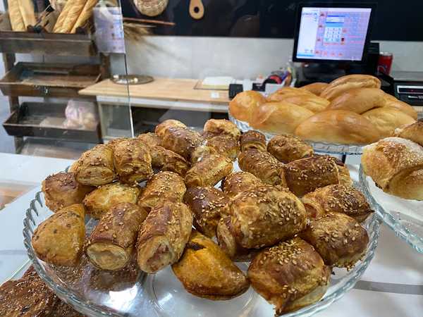Fotografia tomada fuera de Pastelería Olinka - Panadería en Almería, Almería