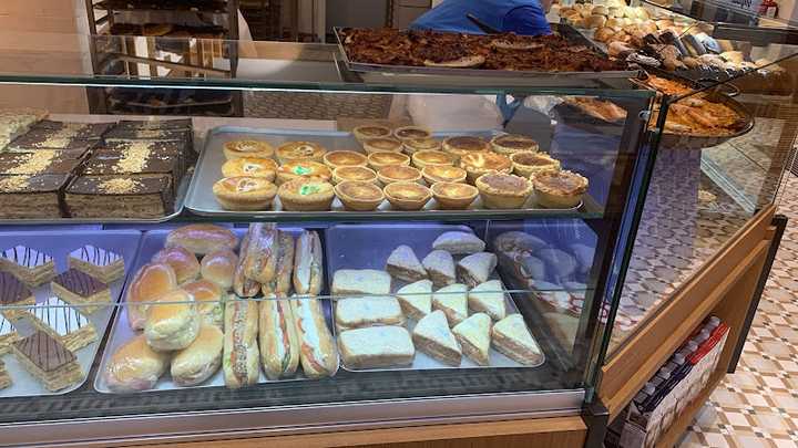 Fotografia tomada fuera de Pastelería Panadería Goizalde - Pastelería en Barakaldo, Bizkaia