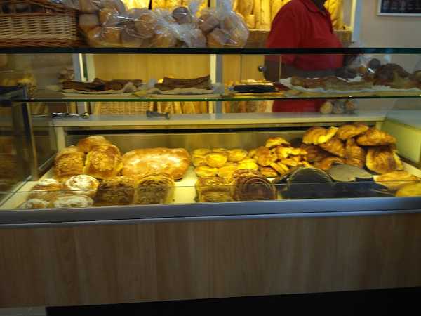 Fotografia tomada fuera de Pastelería Patio Baena - Panadería en Madrid, Madrid