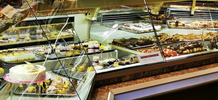 Fotografia tomada fuera de Pastelería Sabando - Pastelería en Miranda de Ebro, Burgos