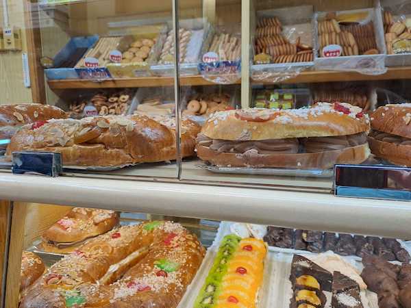 Fotografia tomada fuera de Pastelería Tobogan - Pastelería en Madrid, Madrid