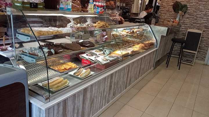 Fotografia tomada fuera de Pastelería Tupinamba Mozart - Pastelería en Zaragoza, Zaragoza