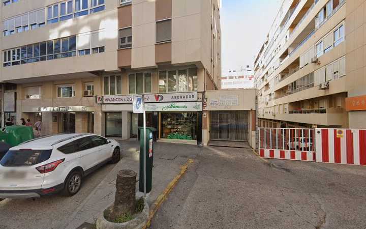 Fotografia tomada fuera de Pasteleria Y Confiteria Alameda - Panadería en Cádiz, Cádiz