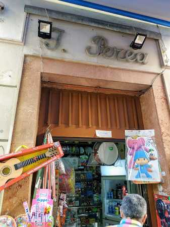Fotografia tomada fuera de Pastelería y Confitería Juan Luis Perea - Pastelería en Jerez de la Frontera, Cádiz