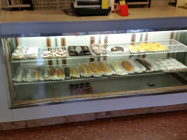 Fotografia tomada fuera de Pastisseria Antiga Casa Cors SCP - Pastisseria en Tona, Barcelona