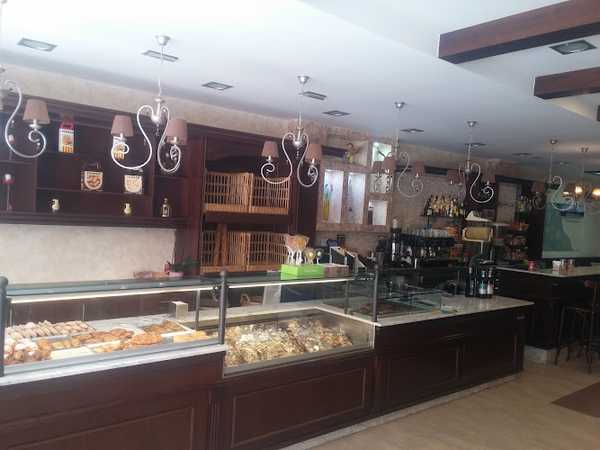 Fotografia tomada fuera de Pastisseria Carquinyolis Ferrer - Panadería en L'Espluga de Francolí, Tarragona