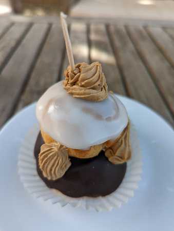 Fotografia tomada fuera de Pastisseria Cas Francès - Pastelería en Felanitx, Baleares