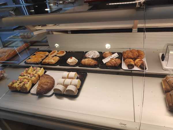 Fotografia tomada fuera de PASTISSERIA DURAN - Pastisseria en Sant Hilari Sacalm, Girona