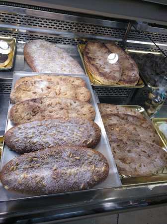 Fotografia tomada fuera de PASTISSERIA EL PILAR - Pastelería en Mataró, Barcelona